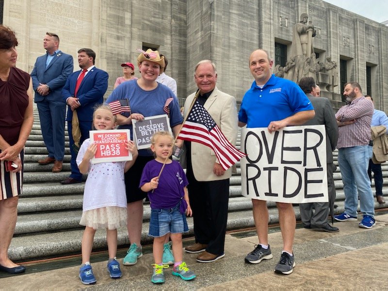 RickEdmondsLA's tweet image. Enjoyed spending time with supporters at the Rally for Louisiana in front of the Capitol for the Veto Override Session starting tomorrow!