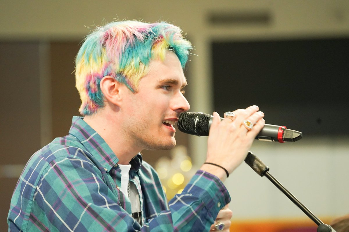 Darin_K_'s tweet image. Adding pics of the heart throb singer for the stans @waterparks