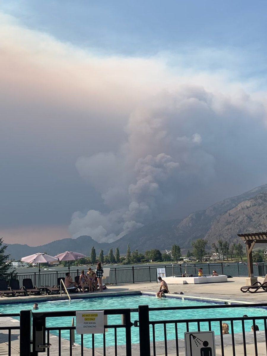 Earlier this afternoon outside of Osoyoos. Stay safe. #BCWildfire #OsoyoosBC