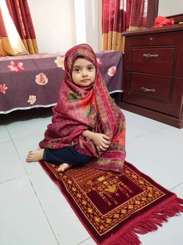 - শিশুরা হলো জান্নাতের প্রজাপতি
- আর শিশুফুলের মধ্যে কন্যারা অধিক সুগন্ধিময়।💞

[বুখারী, মুসলিম, মেশকাত হা/৪৯৪৯]