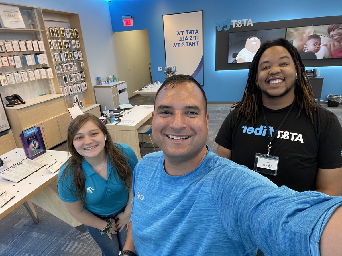 David Schneider (@daveschneidz) on Twitter photo New Places & New Faces! Spending a fun filled day at Mobile-Tel Champaign with Jalon and Emily! #ST6 #MakingWaves <a href="/shawnglinski/">Shawn Glinski</a> <a href="/TomMonahan10/">Tom Monahan</a> <a href="/_Shelley_G/">Shelley Goodman</a> New Places & New Faces! Spending a fun filled day at Mobile-Tel Champaign with Jalon and Emily! #ST6 #MakingWaves <a href="/shawnglinski/">Shawn Glinski</a> <a href="/TomMonahan10/">Tom Monahan</a> <a href="/_Shelley_G/">Shelley Goodman</a>