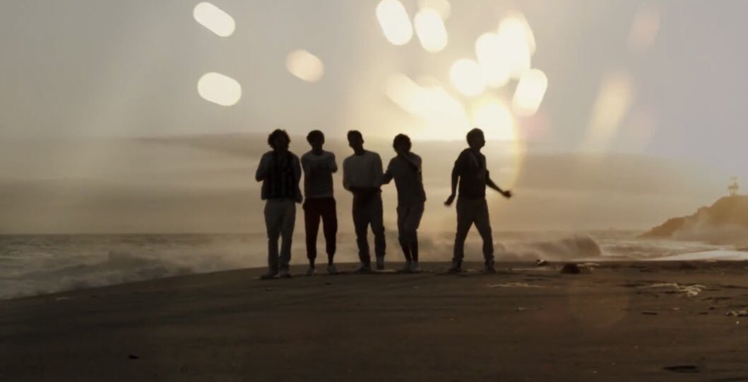 laddyladsnews2's tweet image. ⏳| Devido ao problema técnico que tivéssemos e por conta do horário decidimos deixar a sessão de One Direction: This Is Us ficou para amanhã às 19h.

Pedimos desculpas pelo transtorno e esperamos vocês amanhã, descansem meus anjes💛

#InfinityProject