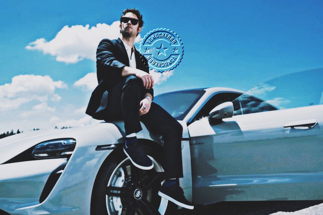 vonucker_br's tweet photo. #FotoEdit || @christopheruck 📸🤍🖤 https://t.co/kpV05sDQRC