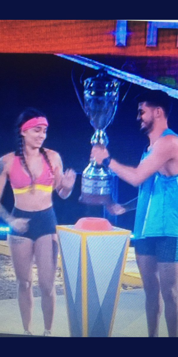 crystallizer13's tweet image. Ay Mk.... Mi ilusion crece de nuevo #DesafioTheBox