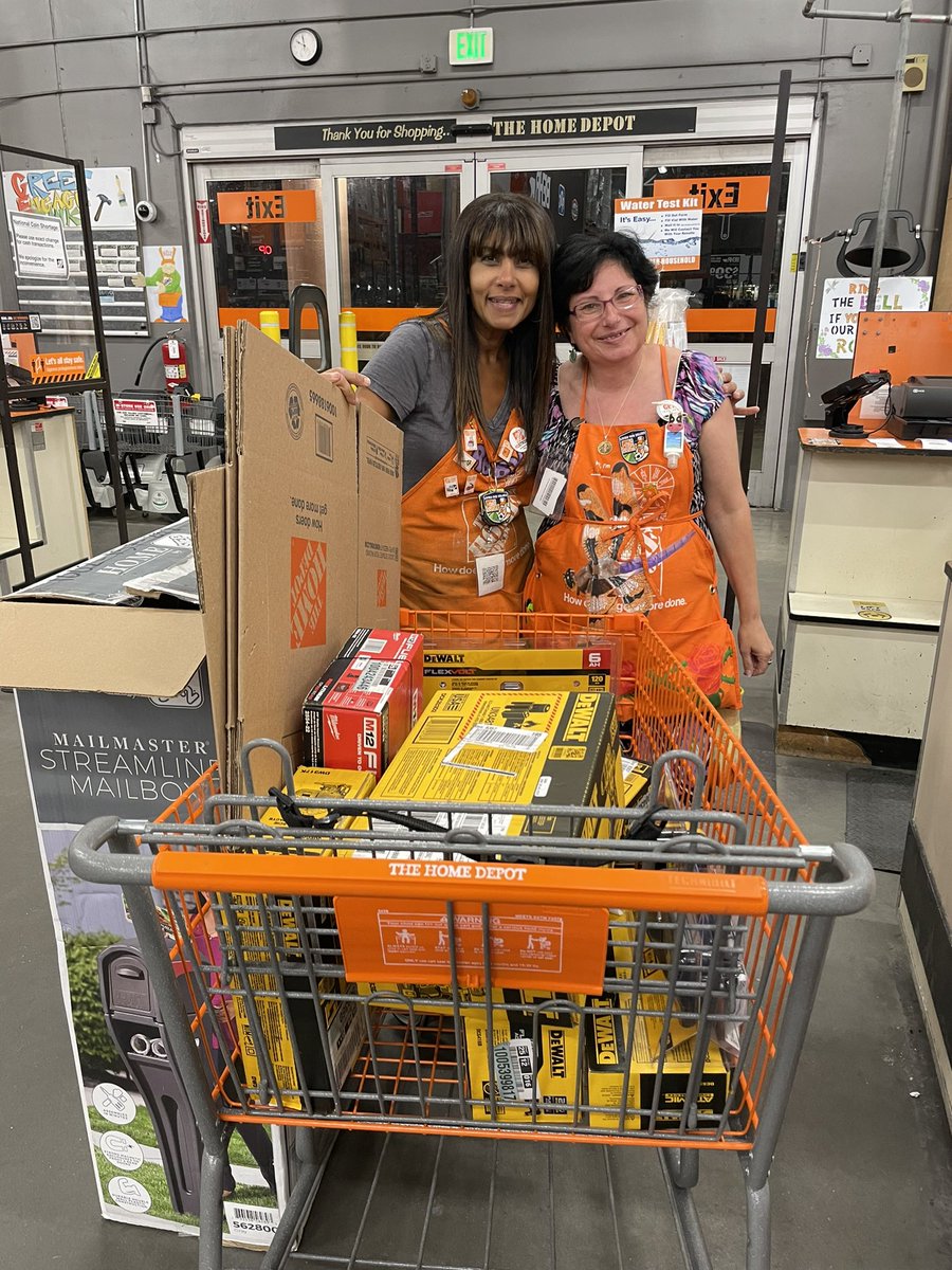 Good job Abby and Becca with a 1,688.81 recovery. Customer came with a mailbox Abby and Becca did LISA  Bam!!! Not today!!
