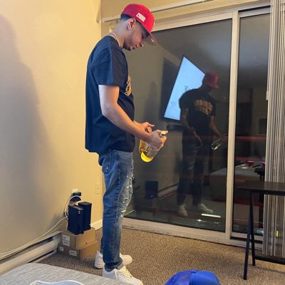 MonroeDeion's tweet photo. #NewProfilePic https://t.co/zRRC4PXnXo