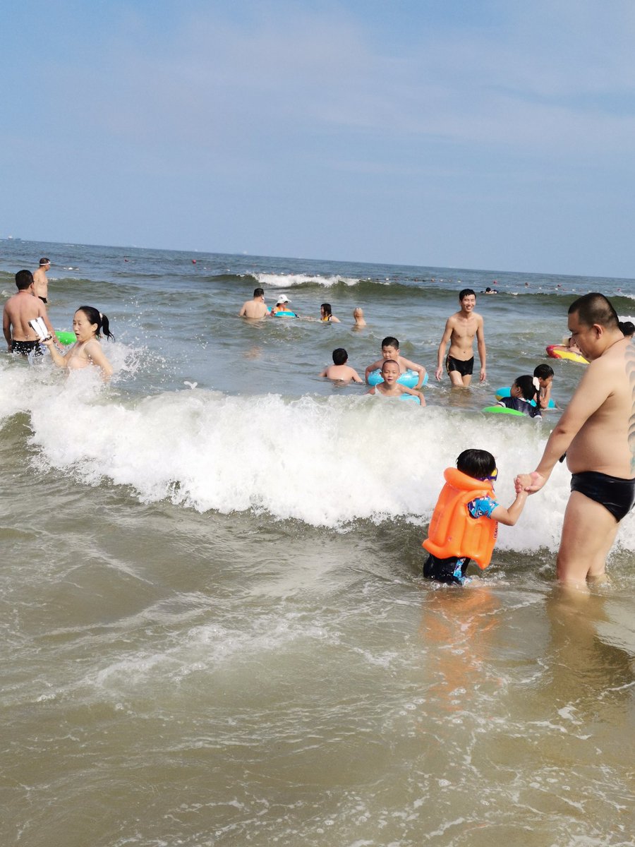 MHExportCN's tweet image. Qinhuangdao seaside in summer.