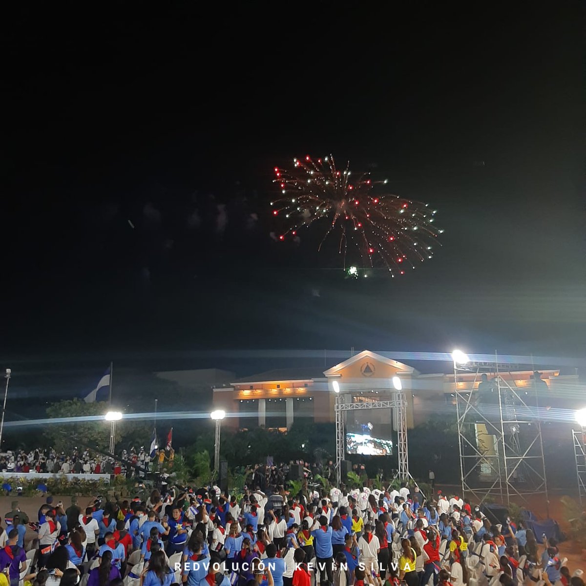 Conecta218's tweet image. #4219YOTRAVEZTRIUNFAELAMOR 
🔴⚫