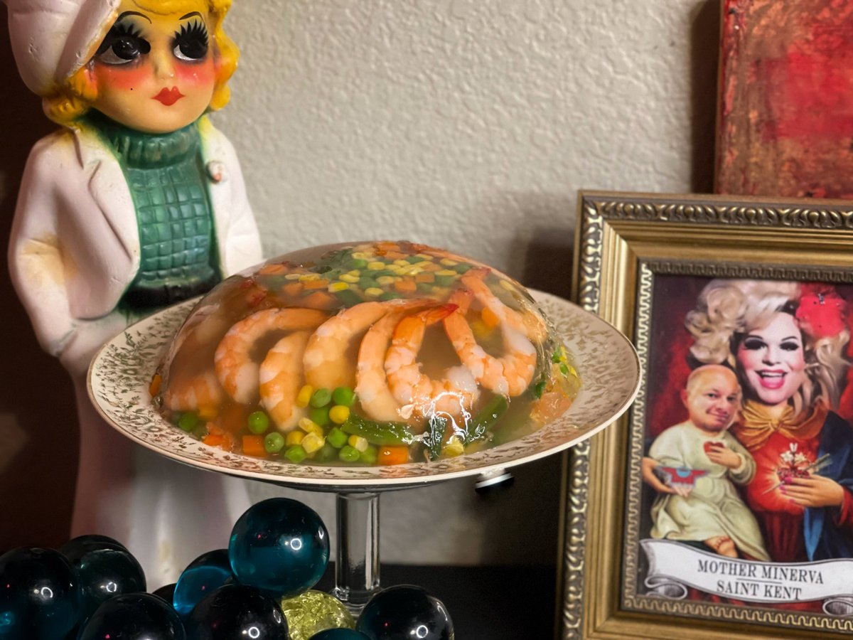 minervajayne's tweet image. A Shrimp And Veggie mold. My shrimp wandered around a bit but still turned out lovely for my first time making this recipe. It’s quite delicious too. Cold and refreshing for hot summer nights. Already making notes on how to make it even better. #aspic #congealedliving #eatpretty