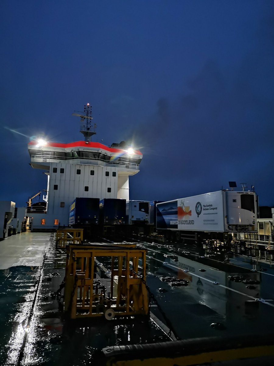 Mv Arrow at Ullapool Harbour @ullapoolharbour @calmacferries @CalMac_Updates #seatruck #mvArrow #islandlife @islesweather @syharbour @woodfootloose