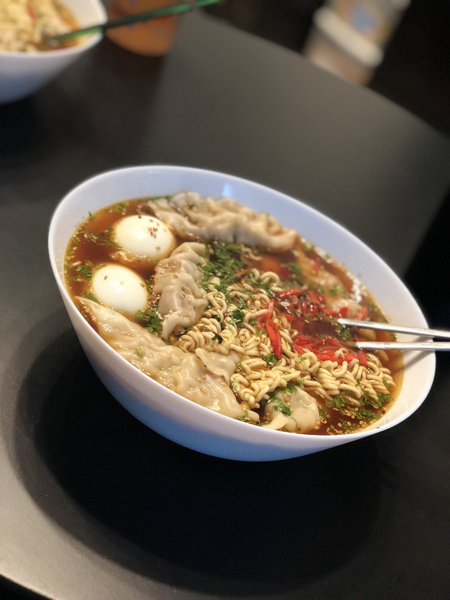 expoditingNoah's tweet photo. I’ve been cooking a lot lately. And honestly it fills me with so much joy just to cook a yummy meal #honestlyfulfilled #shoutout to my #suchef @kiraanerys17 for helping me prepare these 🥰☺️ https://t.co/IiE8GTxwwp