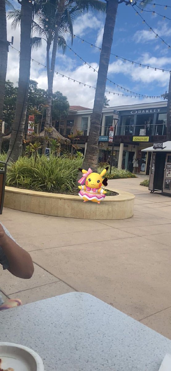 LulmArieee1017's tweet photo. so cute🎀⚡️🤩#PokemonGOFest2021 #popstarpikachu https://t.co/0HaIoDhH3v
