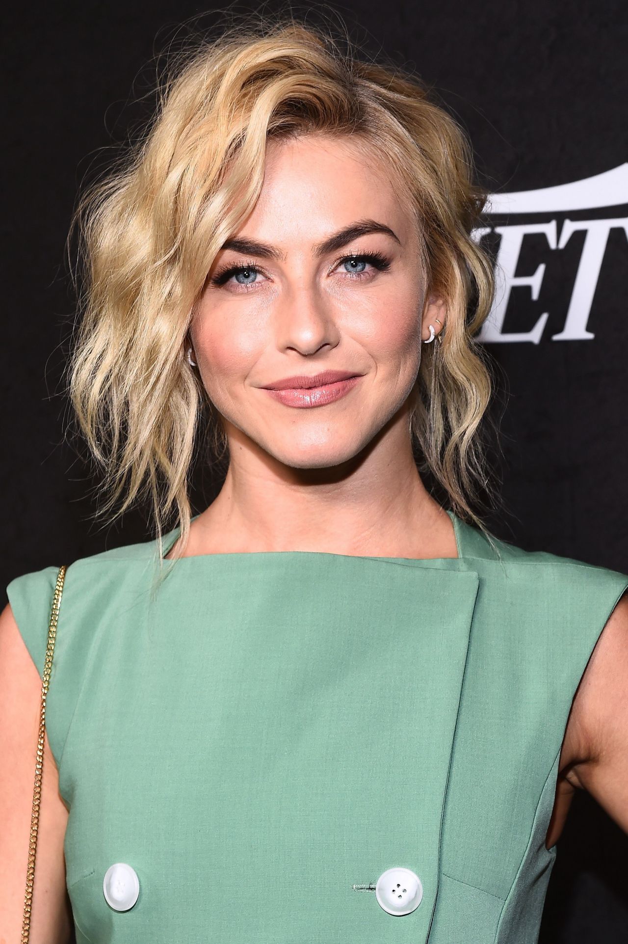 Happy 33rd Birthday Shout Out to the lovely Julianne Hough. 