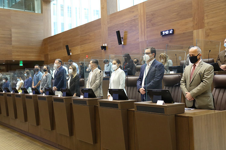 Diputados de oposición dan marcha atrás en moción de censura contra ministros. bit.ly/3ezR2qv #ElPeriodicocr #CostaRica