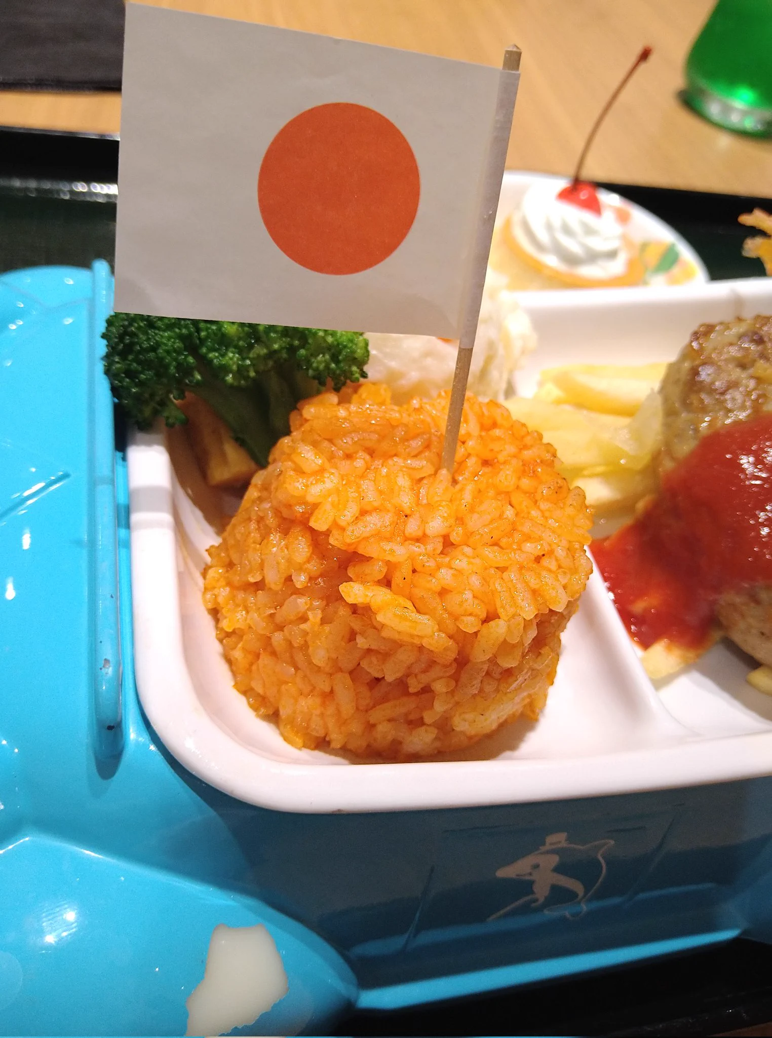 大人になっても食べたい？年齢制限なしでお子様ランチを食べられる場所がある！