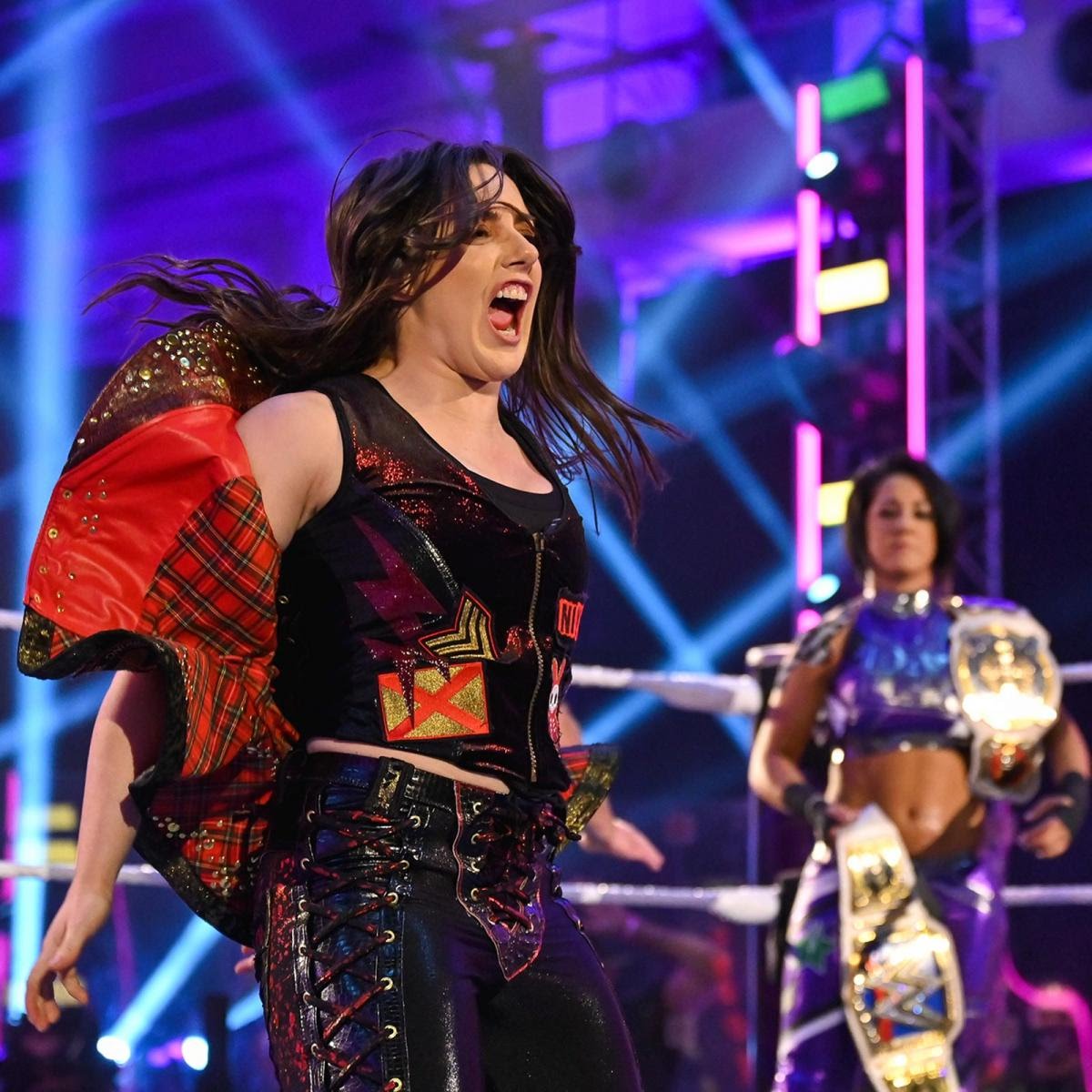 badbtingz_'s tweet photo. believe it or not exactly 1 year ago @NikkiCrossWWE loses WWE SmackDown Women's title Opportunity against @itsBayleyWWE at Extreme Rules. then a year after she finally wins the RAW Women's title. hardwork finally pays off congratulations to @NikkiCrossWWE ❤
#WWERaw #AndNew #WWE https://t.co/EI1x7os5l5
