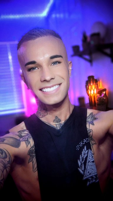 1 pic. "He is literally THE most angelic little femboy" ????????????

Wanna see this Angel? do some devilish