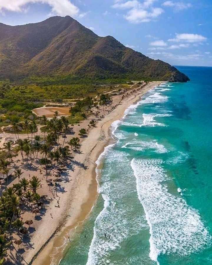 JaimeTorres300's tweet photo. #SinLuz Hermoso amanecer en Cuyagua, Aragua. Siempre positivos que todo esto pasará y estaremos nuevamente disfrutando en persona de nuestra hermosa Venezuela.
#quepasoconredes https://t.co/XdHWSuYckL