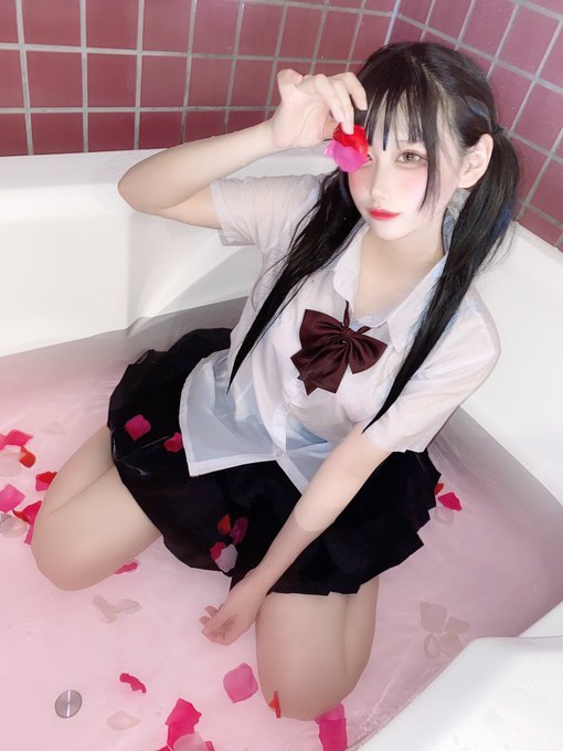 コスプレイヤーゆんのTwitter画像36