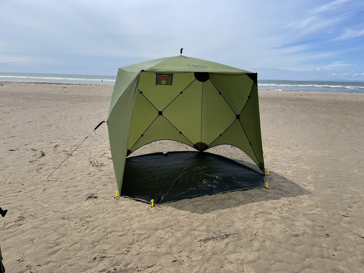 The Quest Screen House 4 Mini is perfect to take to the beach and is exactly what’s needed for that but of extra shade currently. 
You can put this up in under a minute with no extra poles to put together
#beach #beachlife #camping