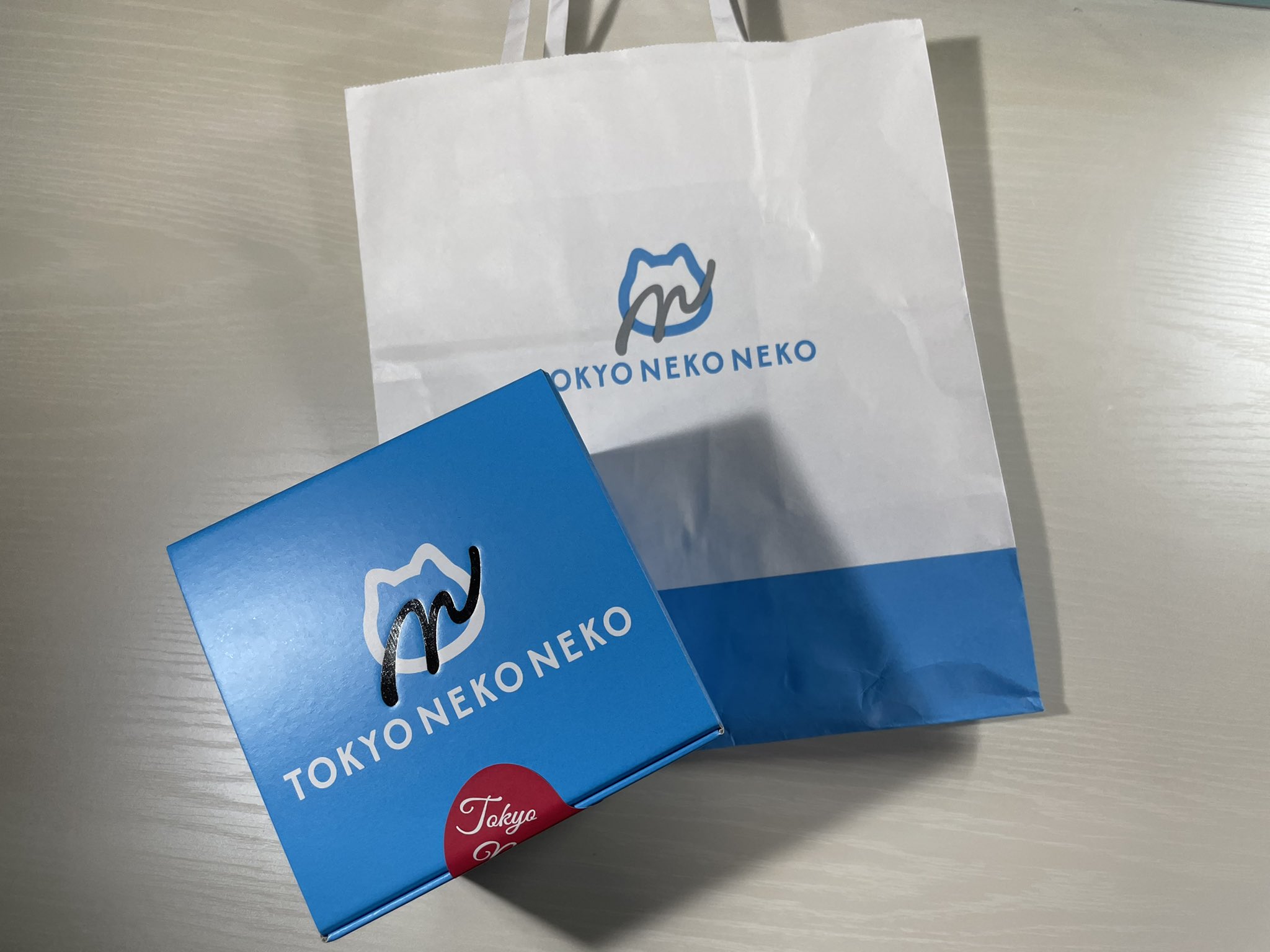けんたろうとむぎほの日常ฅ 院生 薬剤師 Ch Cute Cats Life 先程のツイート フルーツサンドよりも 東京ねこねこ に目が行った人 お土産第一弾 猫食パン 東京駅限定 何味でしょう 当てた人スゴイ 僕は聞いたこと