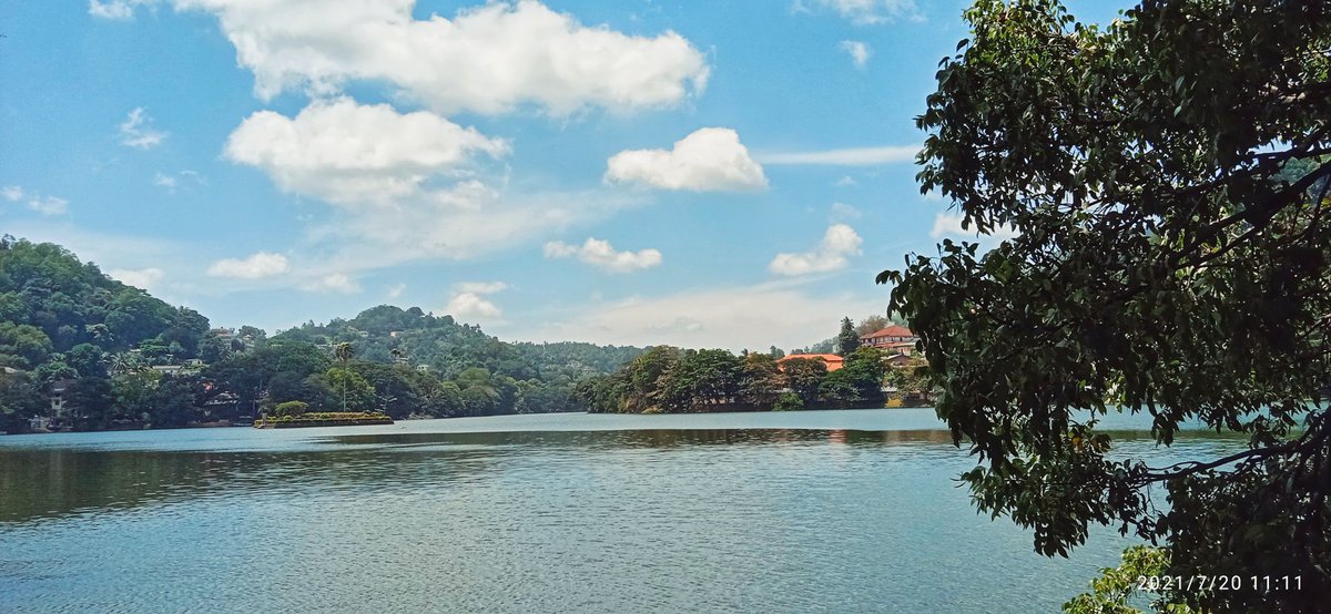 Us3rChang3d's tweet photo. #KANDY
#Kandylake
Most Beautiful City 😍 https://t.co/jOASXC2Wou
