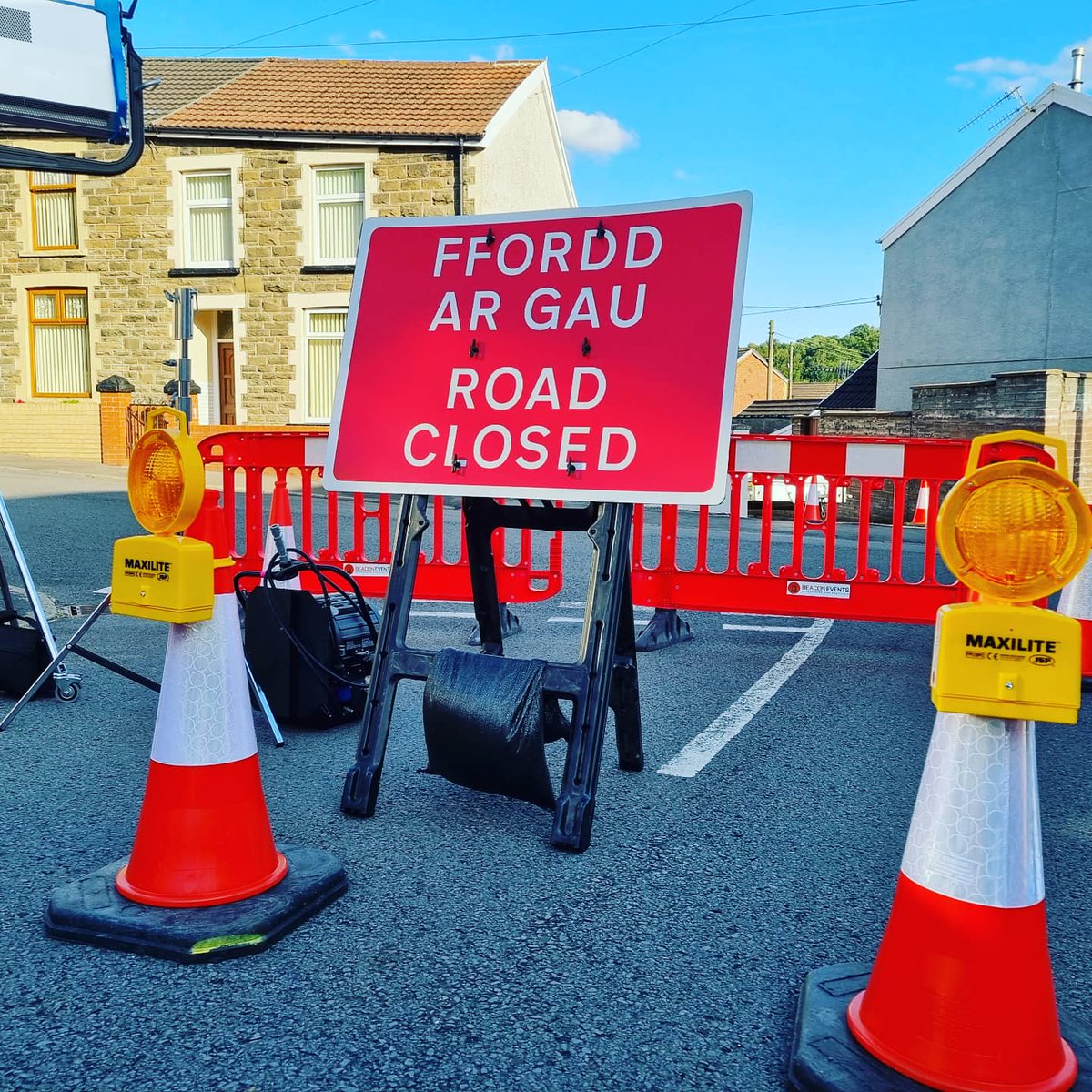 beacon_eventsUK's tweet image. We had a team suporting @S3Advertising with film unit #TrafficManagement over the weekend for a shoot.

Great to work with Team S3, and catch up with familiar faces @Proactive1staid &amp;amp; Collective Crowd Mngt.
.
.
.
#FilmUnit | #UnitSupport | #RoadClosure