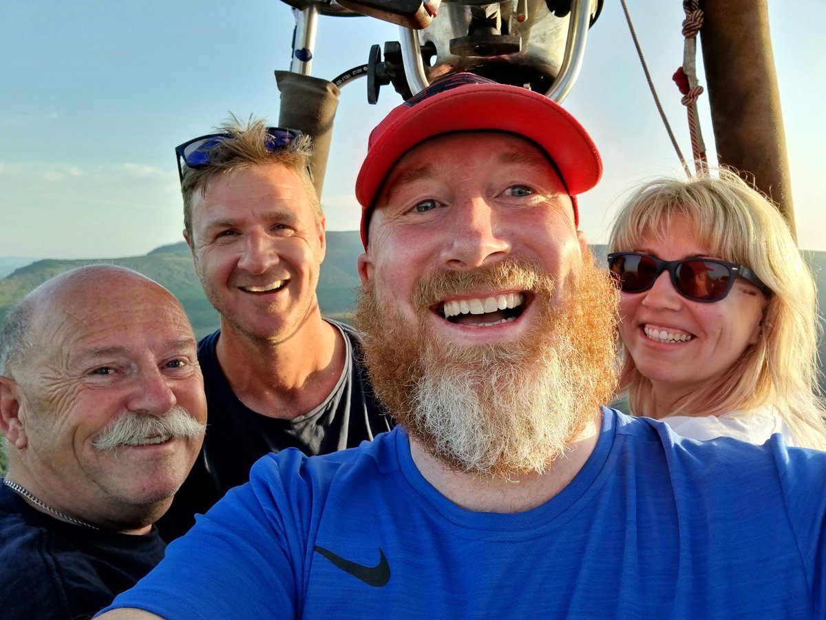 olliecost's tweet photo. A once in a lifetime experience with @EIECCBalloon and @jjdalyirl hot air balloon trip from Kilrossanty over the comeragh mountains into the Nire valley. Still buzzing. #Waterford #Comeraghs https://t.co/23PBjMBMFI