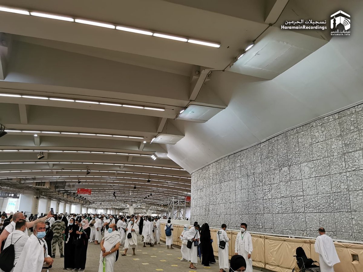 Waqtnewstv's tweet photo. حجاج اکرام شیطان کو کنکریاں مارتے ہوئے
#Hajj #HajjMubarak #DevilStone https://t.co/Ed88IFateV