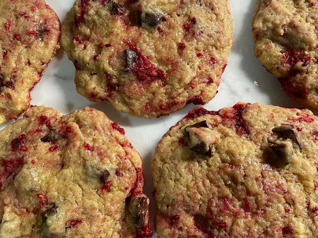 jdaisy's tweet image. #raspberrychocolatechip

#pictureoftheday #iphone11 #dadwithdrawals 

#20210719 instagr.am/p/CRieUFJB4gU/