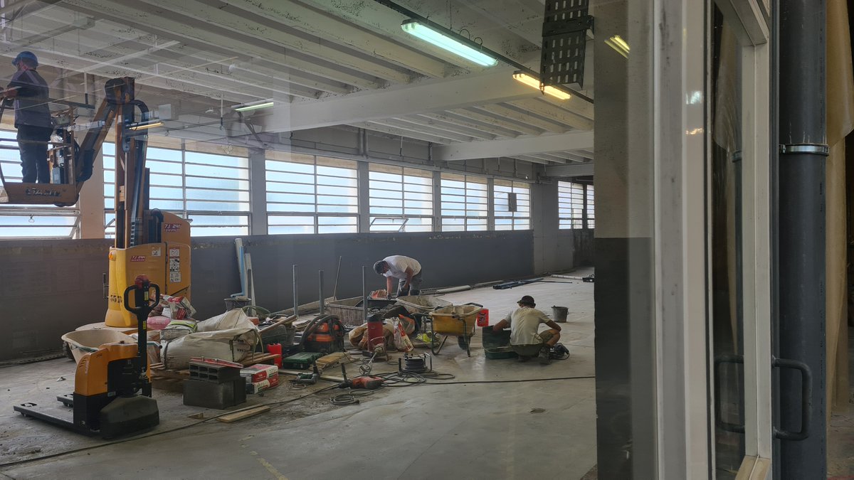 🔨 𝗪𝗼𝗿𝗸 𝗶𝗻 𝗽𝗿𝗼𝗴𝗿𝗲𝘀𝘀 : 𝘀𝗮𝗹𝗹𝗲 𝗯𝗹𝗮𝗻𝗰𝗵𝗲...

On vous en dira plus dans quelques semaines/mois. Les travaux avancent bien pour ce nouvel investissement pour lequel on met la barre encore plus haute...