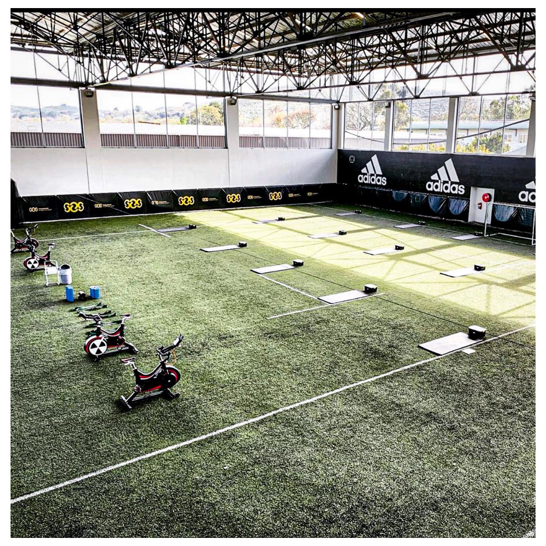 sas_hp's tweet image. Keeping our people safe at all times is paramount for us.

Please do your part. 😷 Keep your distance. Avoid big gatherings.
•
•
•
#sashp #sasperformance #sasgym #choiceofchampions #proudlystellenbosch  #performanceunit #highperformance #trainingdestination #bestchoice