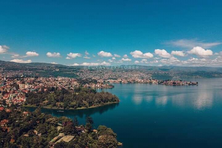 EDatsh's tweet photo. #congotourisme
Vivre au Congo🇨🇩 #paradi
#Ville de Bukavu 
            Bukavu djambo yenu
@EDatsh @BukavuExplorer
@StanysBujakera , @central_sage 
@MwanaFarid https://t.co/eAYiEOK00N