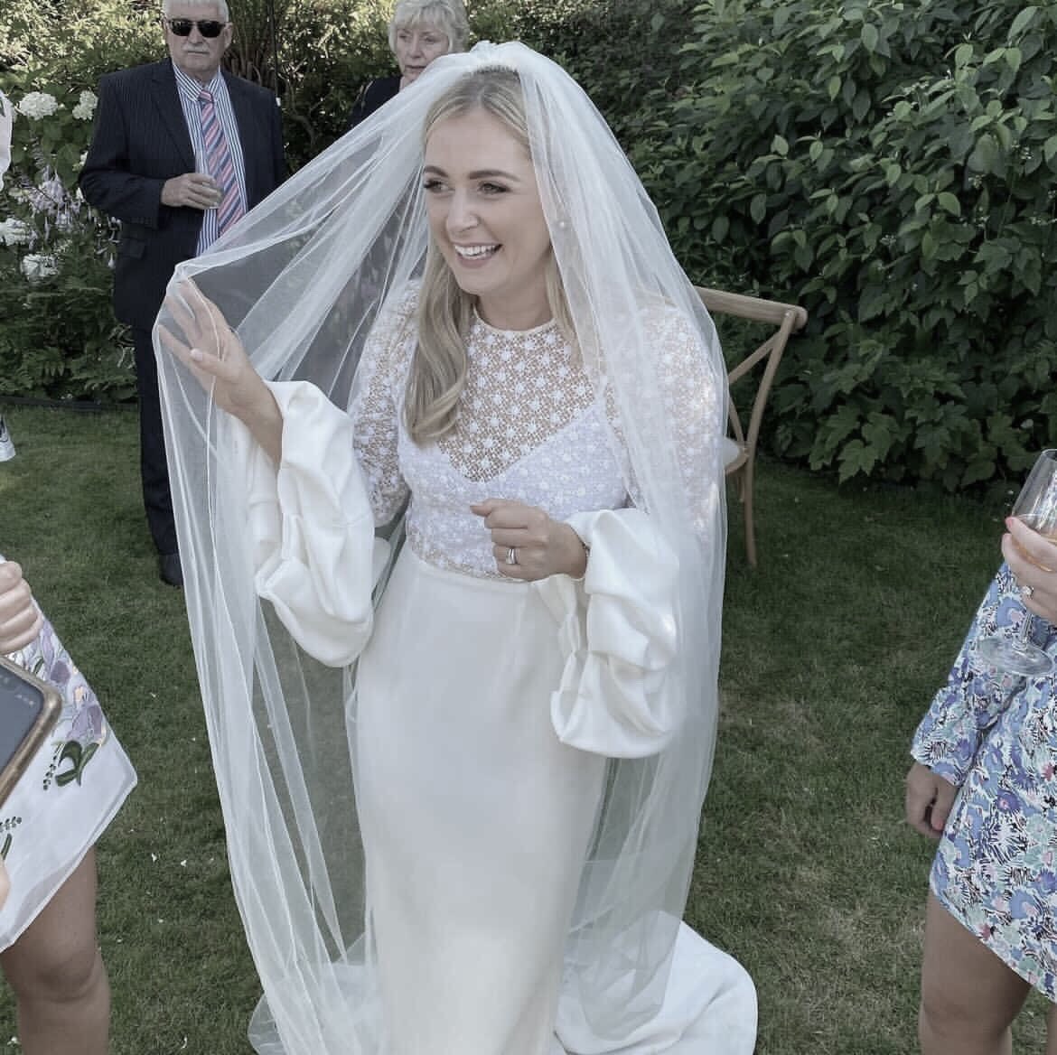 RitaColson's tweet photo. REAL BRIDE |  Joanna
Tiny little sequins were added to the top part of the ‘Abrielle’ gown for extra sparkle ✨ 👌🏾
 Abrielle gown - @ritacolson via @TheWedding_Club 
#rcolsonbride #realbride #ritacolson #intimateweddings #whataboutweddings #weddingdress https://t.co/u4Q1WTvZc9
