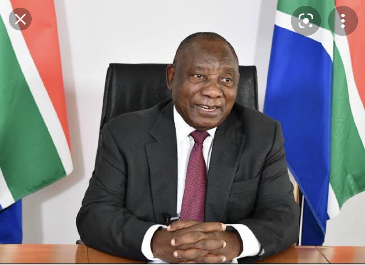 goolammv's tweet photo. We love you Cyril. 
South Africans are behind you Cyril. 
I am sure I speak for majority of South Africans,we support you Cyril.  #president #CyrilRamaphosa #LeadUsRamaphosa https://t.co/kWrqDZJm0e