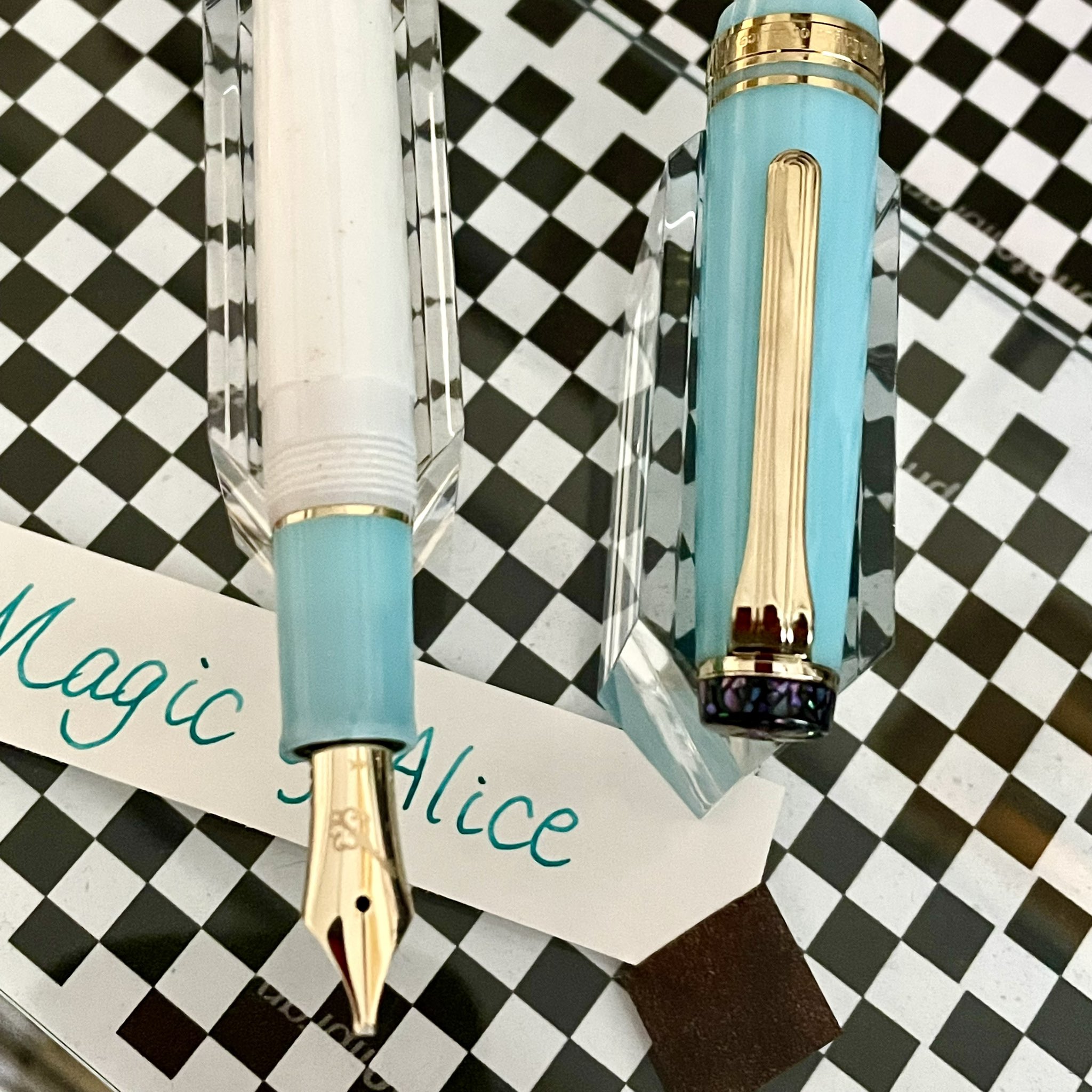 万年筆BUNGUBOX Magic of Alice ブングボックスアリス