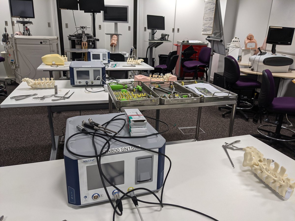 LDNsgy's tweet photo. All ready to start the inaugural @RlhNeurosurgery Basic Spinal Skills course. Lots of practical workshops planned made possible by our kind sponsors @BBraunUK for the drills and @Silony_Medical for the models and hardware! #BasicSpinalSkills #Neurosurgery @realbrainbook https://t.co/junIiXNTw2