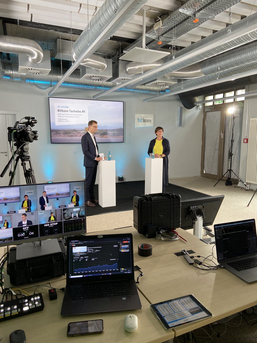 29 Thesen zur #BTW21 mit <a href="/EskenSaskia/">Saskia Esken</a> und dem #Bitkomat ab jetzt im <a href="/Bitkom/">Bitkom</a>-Livestream: bit.ly/3rk48Nu