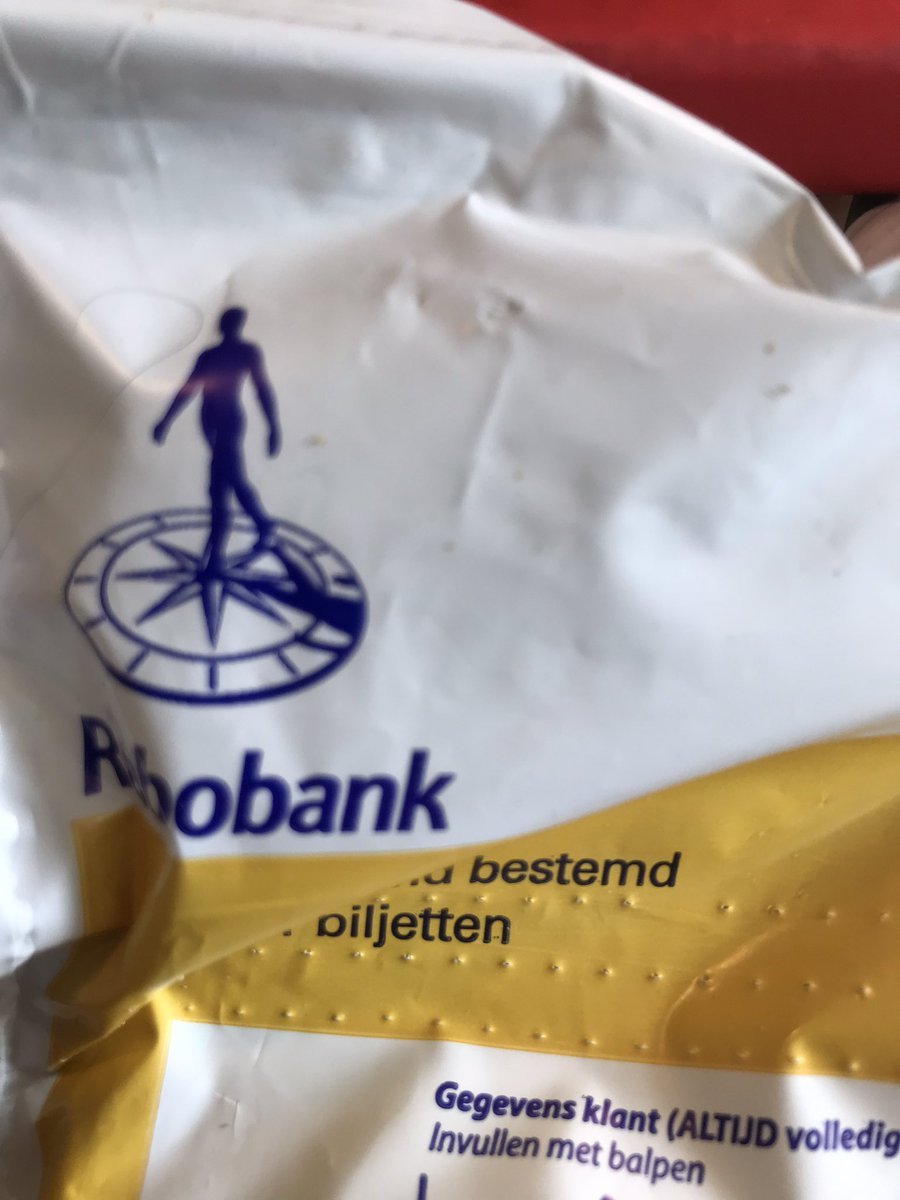 Weet jij ook niet meer , hoe je een sealbag kan storten ! In een plaats van 60.000 inwoners ,eerst 8 kilometer rijden om te ontdekken , dat het apparaat weer op rood staat!   Telefoon helpt niet! Terugbelverzoek heeft niets opgelost! Kantoren sluiten, meer risico bij de klant!!!