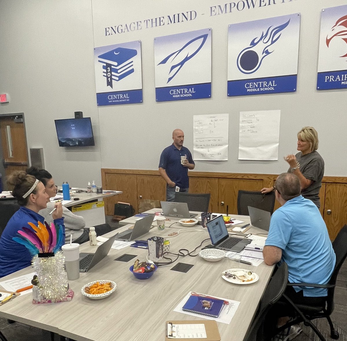 LPSharpEdu's tweet photo. Planning and goal setting for 21-22! How will we support staff with curriculum, instruction, and assessment? #Disruption_edu #DriventobeFocus @D301Sup @301curriculum @Central301 https://t.co/mCSnKi4Jo7