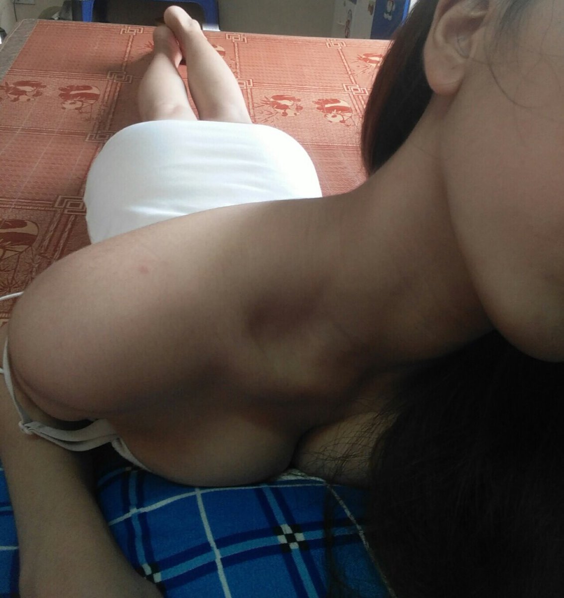 HVi75371587's tweet photo. Dịch dã goài làm em ở phòng cũng cô đ��n quá à https://t.co/50MsnDCSl1
