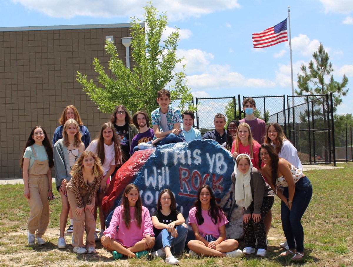 This gang here? 

They made a yearbook for you. (It's a good one.)

It'll be ready to pick up on Saturday, August 7th (from 8am-3:30pm) and Monday, 8/9, from 10am-3:30pm.

@afhsparents2022 @afhspats <a href="/AFHSParents2021/">AFHS 2021 Senior Class Parents</a> <a href="/apexfriendship/">2015</a> <a href="/AFHSannounce/">AFHS_Announcements</a>