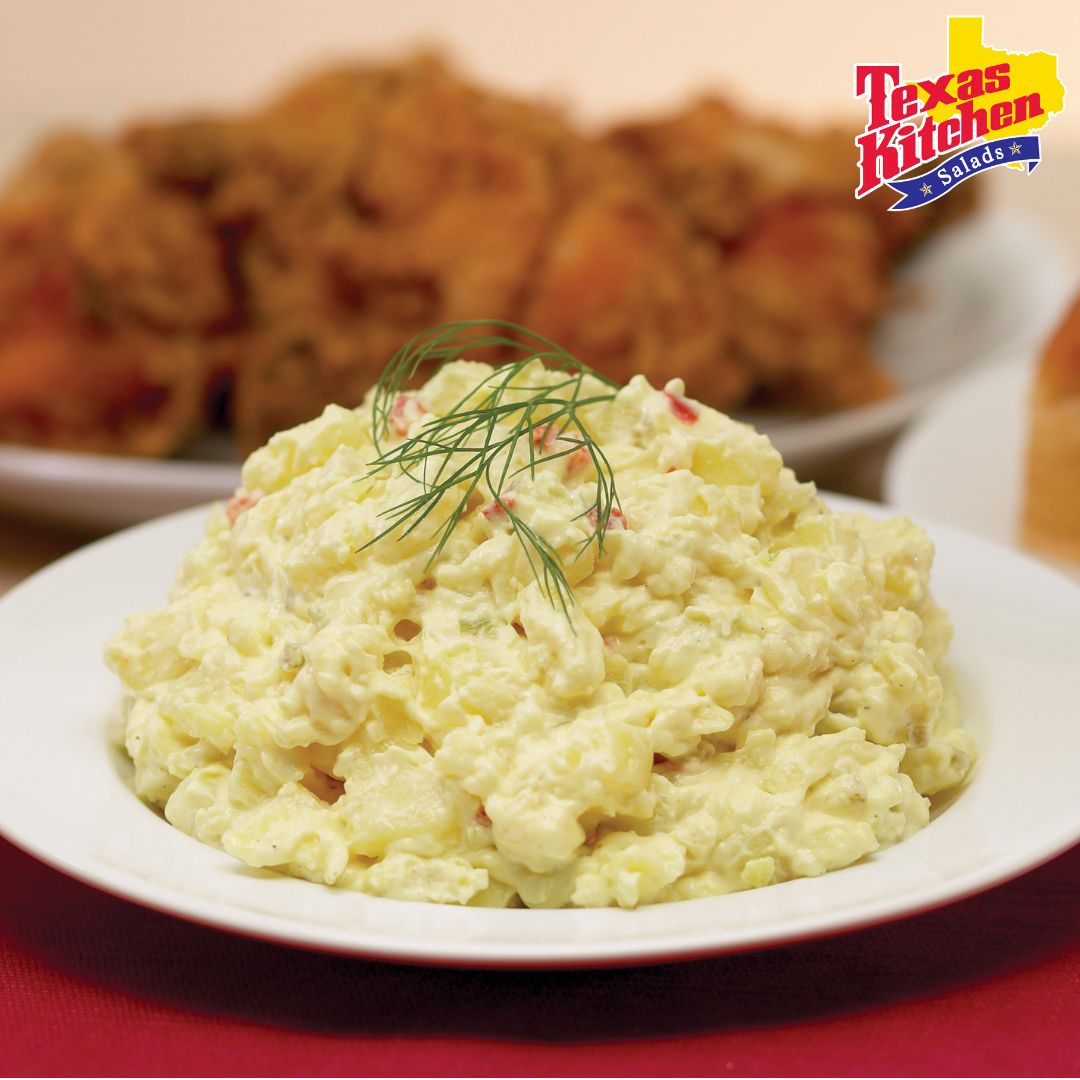 TexasKitchen85's tweet photo. Does anything else pair better than fried chicken and one of our potato salads? 🍗 👍
#texaskitchen #ronsfoods #familyowned #houston #local #food #localfood #homestyle #houstontx #heb #kroger #brookshirebrothers #supermarket #deli #foodie https://t.co/ChqRl41wkA