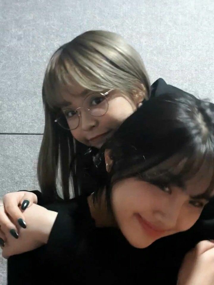 tiny__eu's tweet image. happy bday to the sweetest girl ever!! 🤍#HAPPY_AISHA_DAY #OurBelovedAishaDay &amp;lt;3