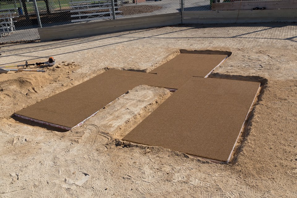 Aeroform_Ath's tweet image. Fall is the perfect time to restore and fortify your batters boxes, catchers area, and fastpitch drag foot "trough" on those high-use/multi-use baseball fields. Installing #FieldArmor will save you soooooo much maintenance during the actual season! #groundfortificationpanels
