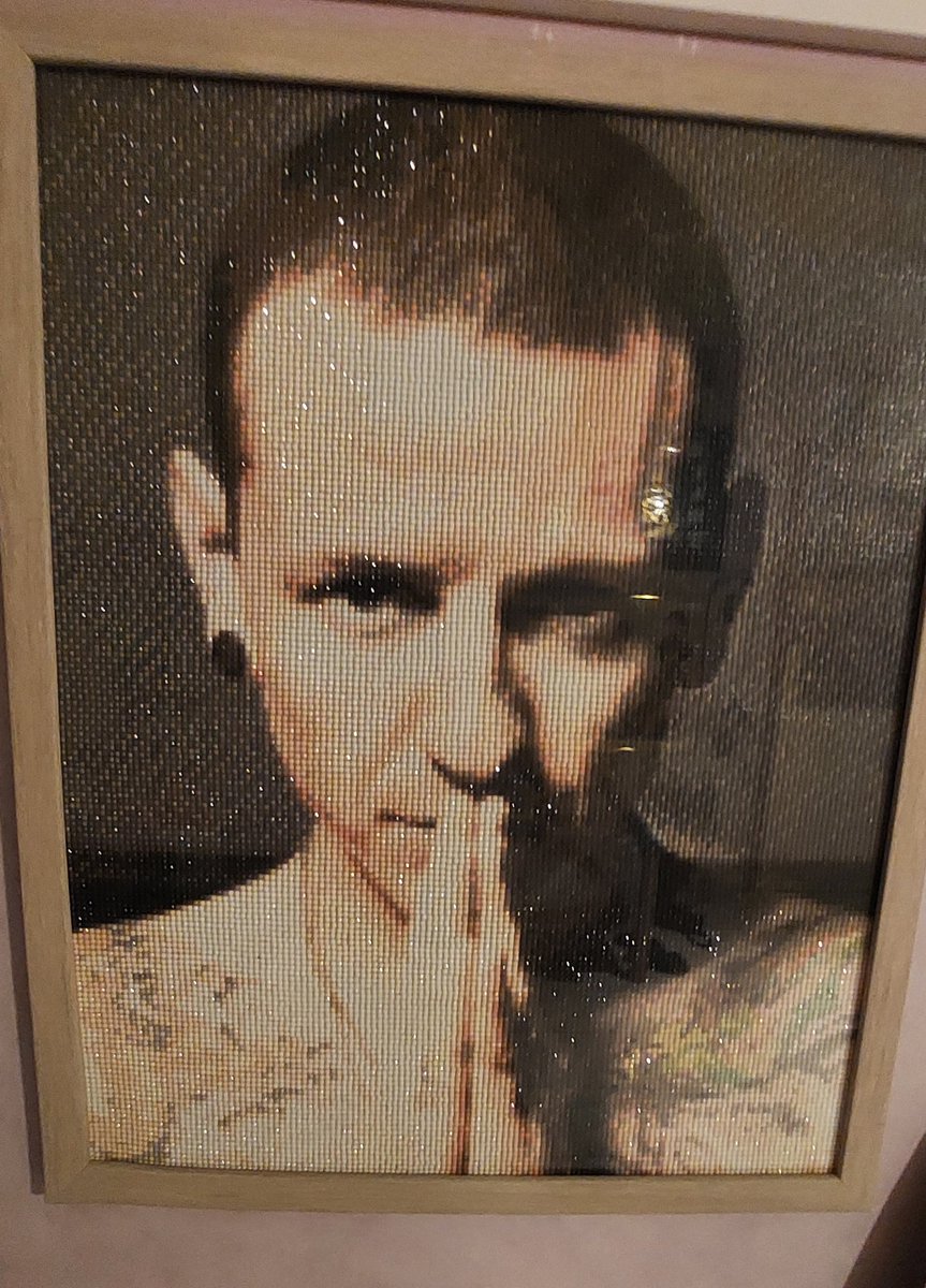 #RIPChesterBennington #RIPChester you'll never be forgotten and this diamond painting I made is hanging in my room forever, so I can have a memory from you! I love and miss you so so much 💓😭😭