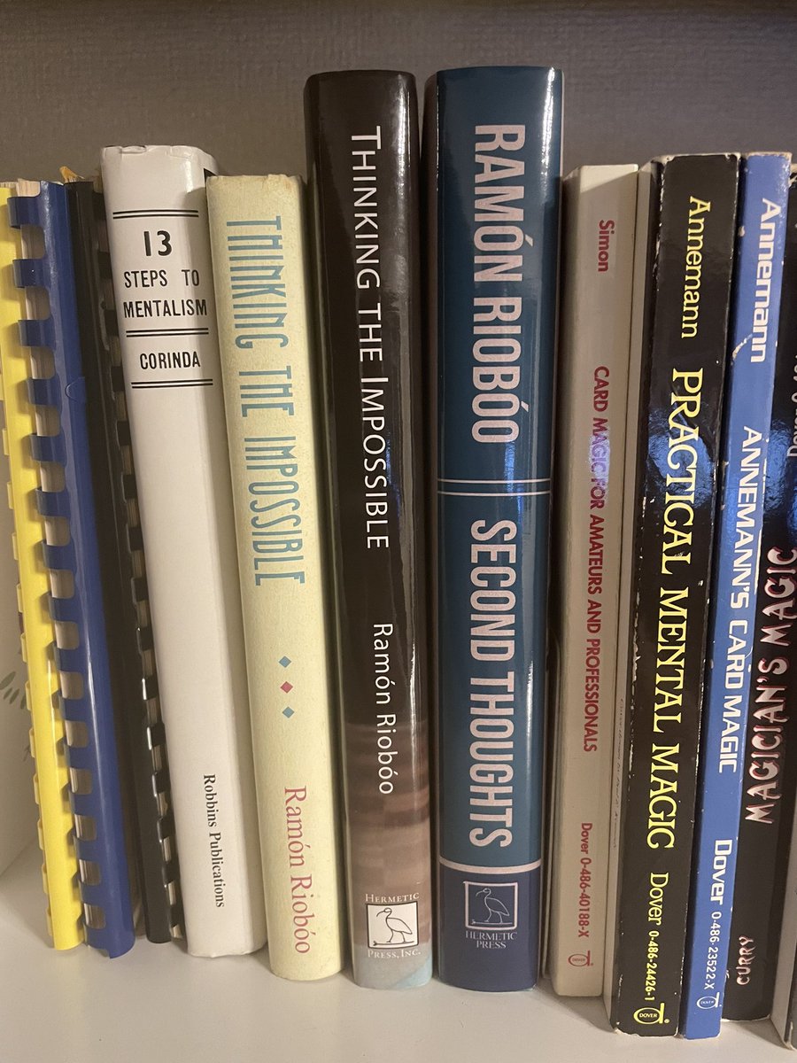 t_aldehyde's tweet image. ハードりお本も原りお本も所持してるのですが、解説のためにソフトりお本買うかな…麻鞍さんというのがどういう方か、存じ上げませぬが。