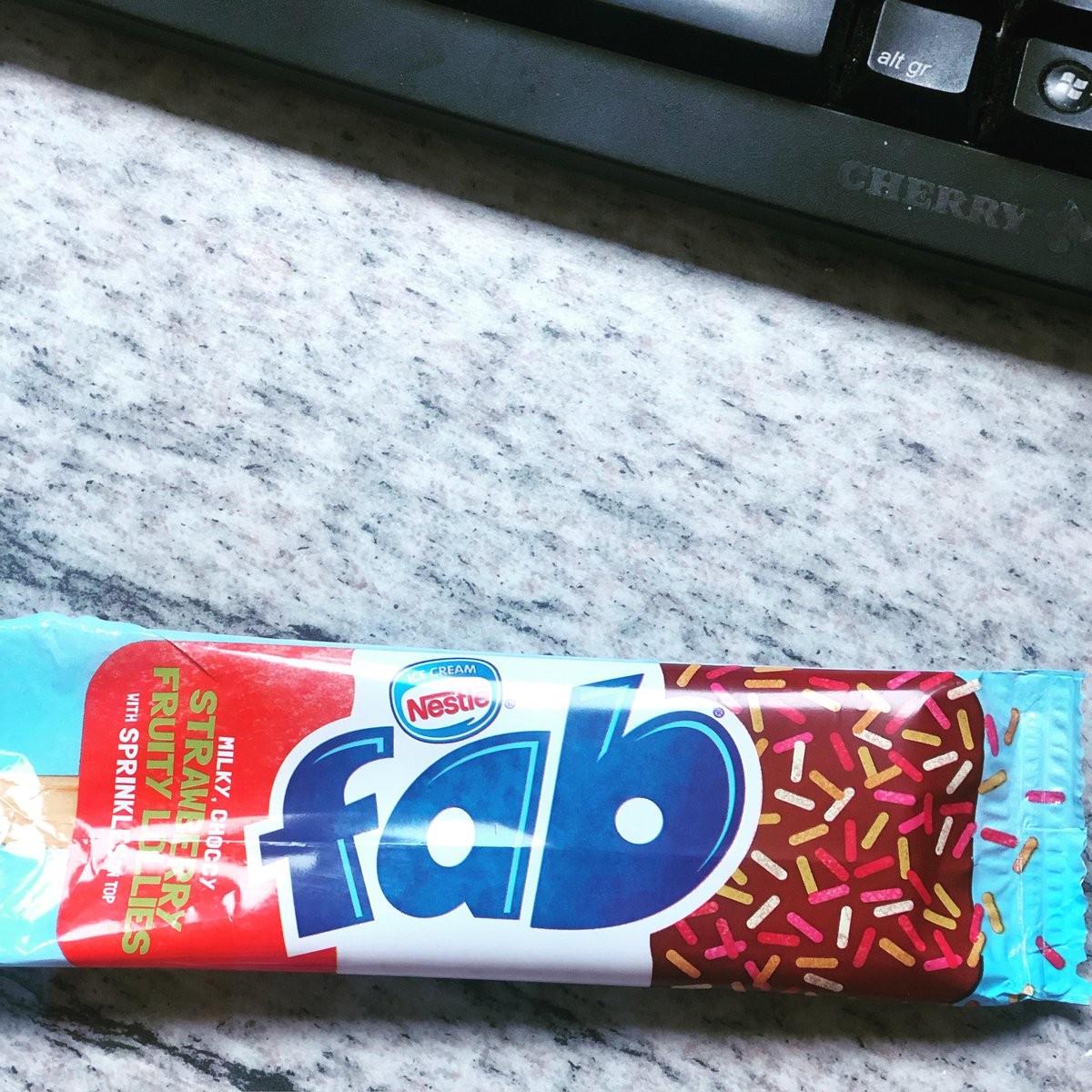 When you get given this by the “Fab”  @Kyle_NHS, defo hit the spot ❤️