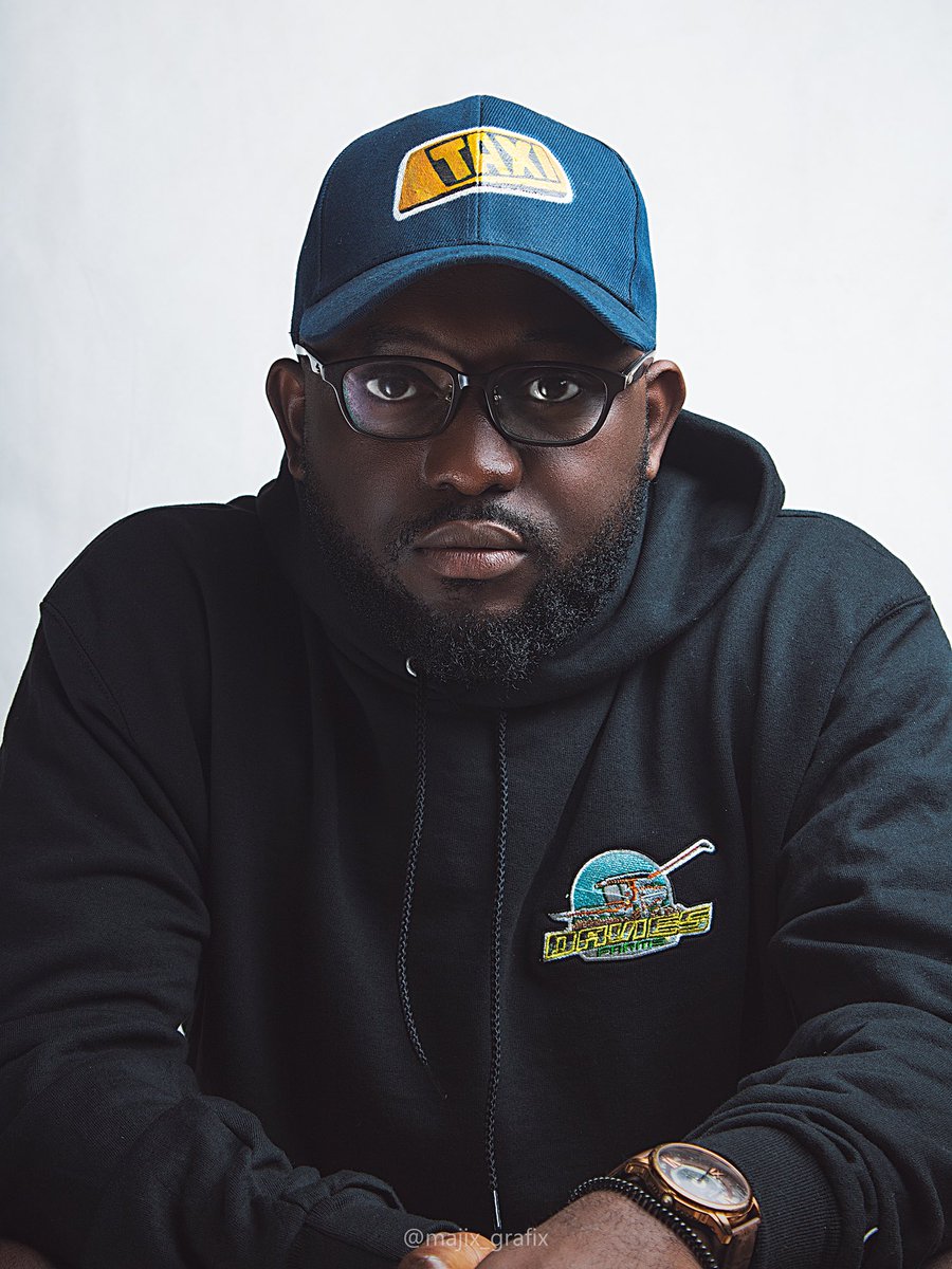 nustapeter's tweet photo. My bro @MAJiX_GRAFiX  took some great portraits of ya boy and my hat is from the pre-covid collaboration with @90Wears.🙌🏾 https://t.co/WRuzzwxbIS