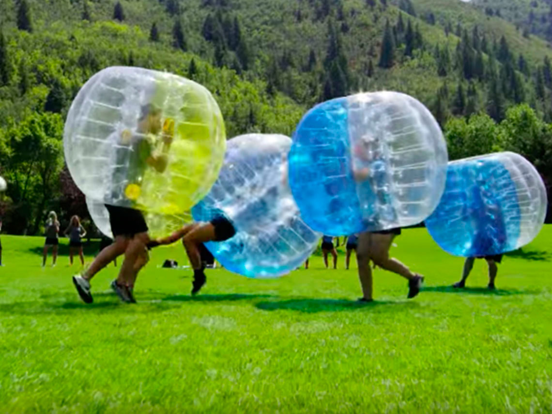 VillabonaUdala's tweet photo. Bihar asteazkena, 16:00etatik aurrera #BubbleBalls-ekin jolasteko aukera izango da Erreboteko plazan.
Irudietan ikusten den bezala, plastikozko bola handien barruan sartuta jolastean datza. Adina: 8 urtetik aurrera.
#Aisialdia #Jolasak #UdakoProgramazioa #AmasaVillabona https://t.co/k1F2ZwDH3U